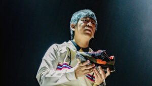 Mills Gandeng Rian D’Masiv Merilis Sepatu Kasual Revolt Raze