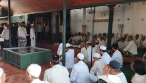 Rangkaian Maulidan, Keraton Kasepuhan Gelar Siraman Panjang Jimat