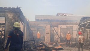 Gudang Sepeda di Kesambi Terbakar, Ratusan Unit Sepeda Listrik Hangus