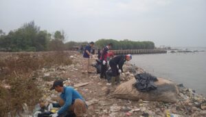 Aksi Clean Up Diharapkan Gugah Kepekaan Masyarakat terhadap Lingkungan