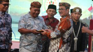 Buka Festival Desa Wisata di Sedong, Bupati Minta Kembangkan Potensi di Tiap Desa