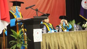ITEKES Mahardika Kukuhkan 300 Wisudawan