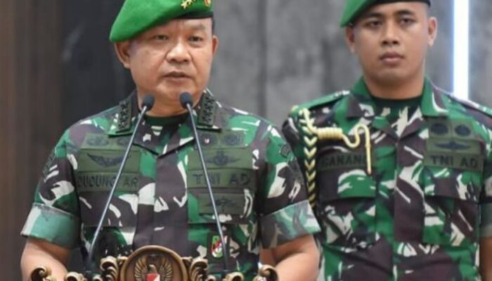 Jenderal Dudung Tulis Pesan Menyentuh untuk Ajudannya saat Menjabat Sebagai Kasad