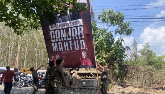 Ganjar Akui Bingung  Soal Penurunan Baliho saat Kunjungan Jokowi di Bali