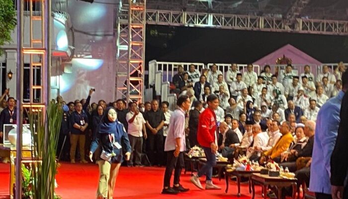 Momen Kaesang Sungkem ke Megawati Ditemani Gibran