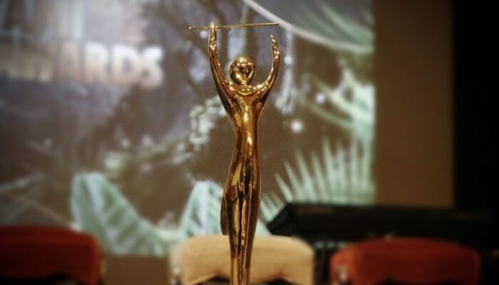 Boyong Dua Piala, Raim Laode: Mimpi itu Gratis, Ambil yang Termahal