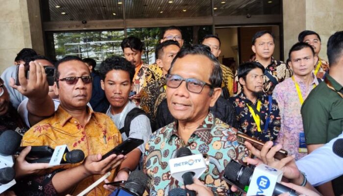 Video: Mahfud MD Akui Keberanian Jimly Asshiddiqie Copot Jabatan Anwar Usman