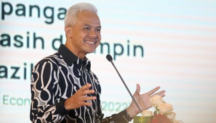 Ganjar Minta Jangan Ada Politisasi Pembagian Bansos