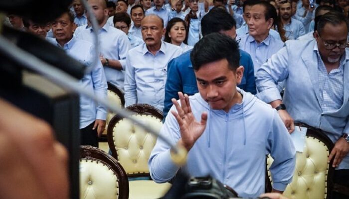 Video: Izin Berkantor Satu Hari, Gibran Penuhi Panggilan Bawaslu