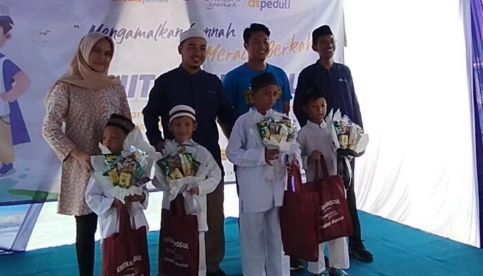 31 Anak Ikuti Khitan Unggul DT Peduli Cirebon