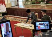 Presiden Jokowi Lantik Marthinus Hukom Jadi Kepala BNN