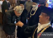Hadiri Dies Natalis ke-74 UGM, Ganjar Bertemu Pratikno