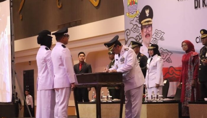 Bupati Cirebon Ingatkan 100 Kuwu yang Dilantik untuk Lakukan Ini