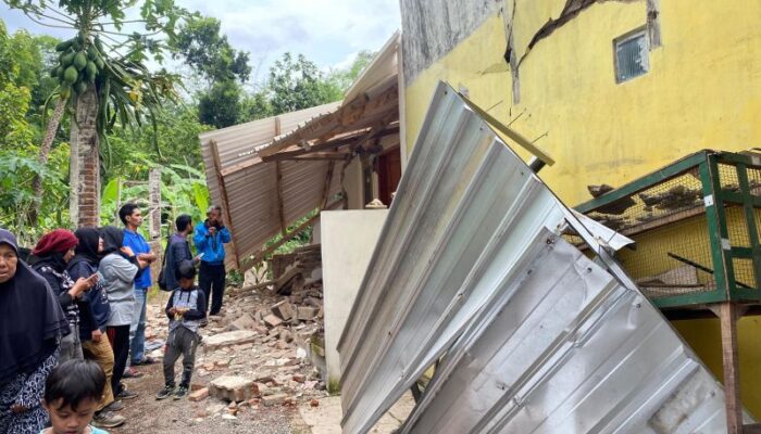 Video: Korban Gempa Sumedang Segera Terima Dana Hunian Rp 500 Ribu