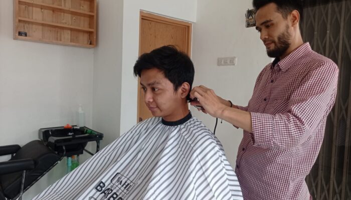 Pembukaan Pangkas Rambut BIRA, Gratis Cukur untuk 20 Orang Pertama
