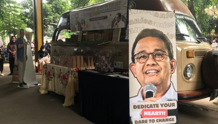 Penggemar Korean Wave Kirim “coffee truck” Anies Baswedan