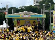 Warga Bandung Antusias Ikut Senam Geulis Gemoy Meski Diguyur Hujan