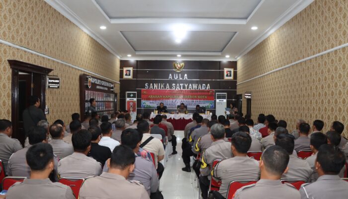 Polres Ciko Bersama Bawaslu Kota Cirebon Lakukan Pembekalan Pengamanan TPS