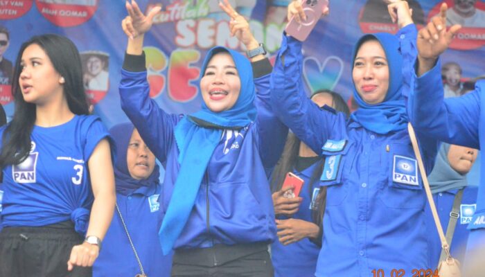 Semangat Dua Caleg Perempuan di Kampanye Akbar PAN di Kota Cirebon