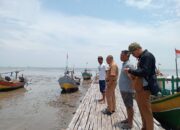 Nelayan Cangkol Kota Cirebon Keluhkan Jembatan yang tak Kunjung Diperbaiki