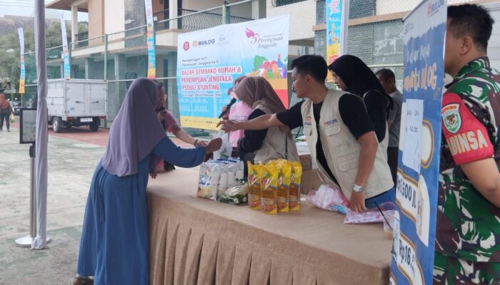 Turun ke Cirebon, Perempuan Jenggala Gelar Bazar Sembako Murah dan Peduli Stunting
