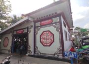 SPBU Ciperna Percantik Rest Area, Musalanya Bertemakan China