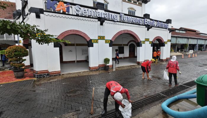 Musibah Banjir Semarang, Perjalanan Kereta Masih Alami Keterlambatan