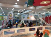 100 Anak Yatim Riang Gembira Diajak Bermain dan Belanja di CSB Mall Cirebon