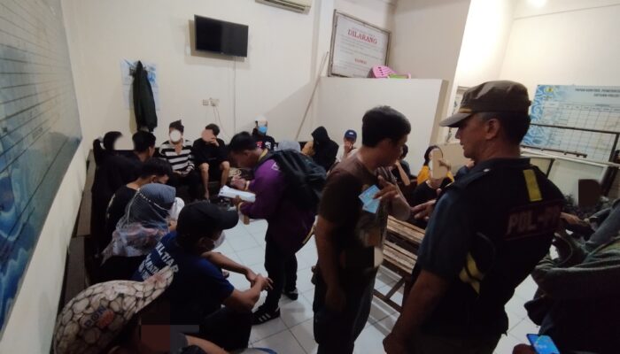 Razia Pekat, 27 Orang Diangkut ke Kantor Satpol-PP Kota Cirebon