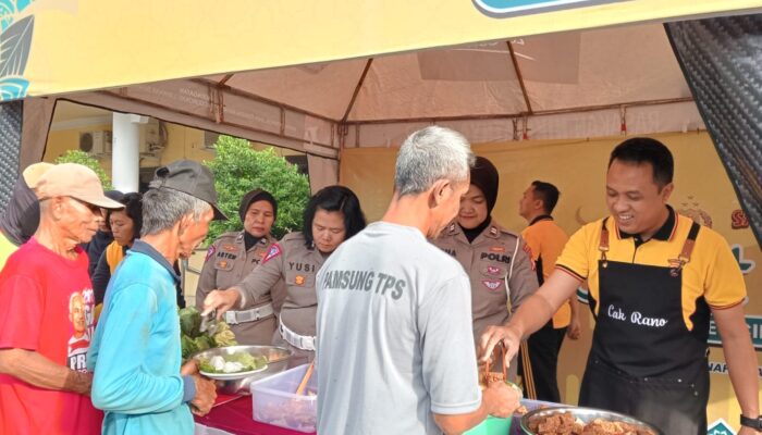 Jumat Berkah, Polres Cirebon Kota Sarapan Bareng Masyarakat Sekitar