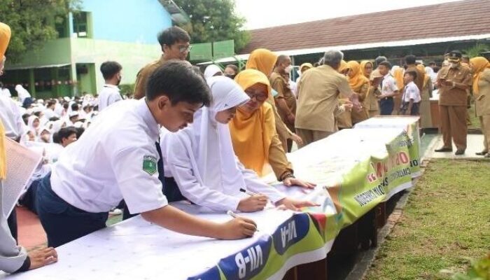 SMP Negeri 7 Kota Cirebon Kembali Canangkan Sekolah Ramah Anak
