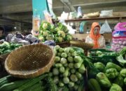 Harga Daging Ayam Potong dan Sayuran Hari Ini di Pasar Kanoman Cirebon