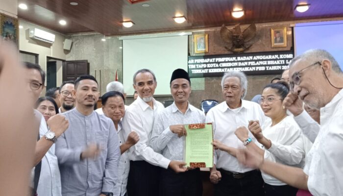 Didatangi Warga Terkait Tarif PBB, Begini Respon DPRD Kota Cirebon