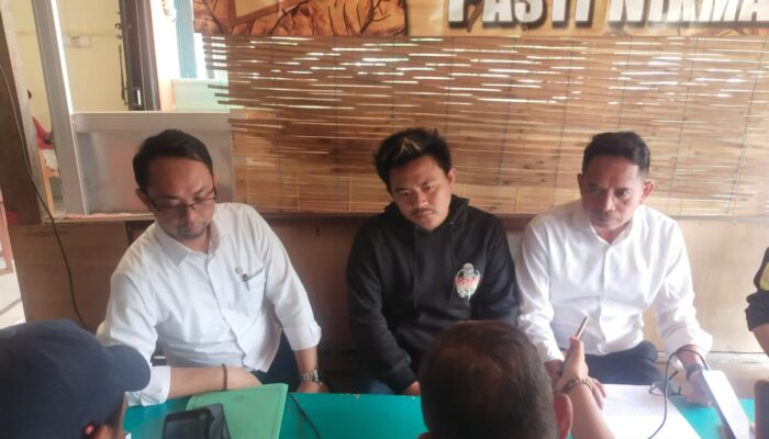 Namanya Disebut-sebut Terkait Kasus Vina Cirebon, Aldo Didampingi Kuasa Hukumnya Lapor Polisi
