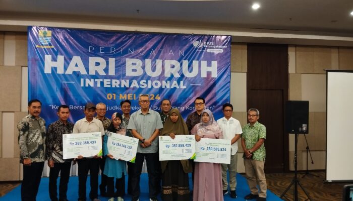 Pada Hari Buruh, Ahli Waris Empat Pekerja CSB Mall Terima Hak-haknya