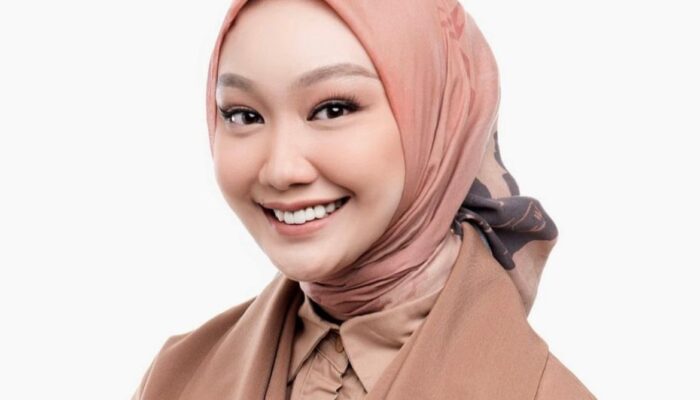 Cuma Pakai HP, Seorang IRT Bisa Berpenghasilan Puluhan Juta, Simak Tips dari Vina Muliana