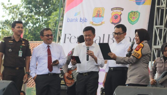 Pj Bupati Cirebon Apresiasi Festival Band Pelajar