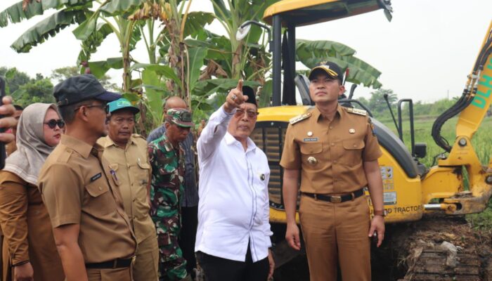 Pemkab Cirebon Tutup TPS Liar di Desa Jagapura Wetan