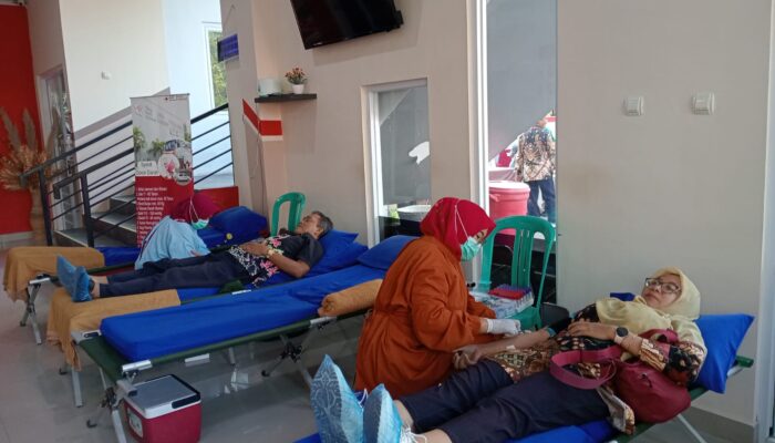 PMI Kota Cirebon Apresiasi Pendonor di Hari Donor Sedunia