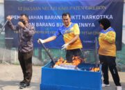 Di Pemusnahan Barang Bukti Kejahatan, Pj Bupati : Jaga Generasi Muda dari Pengaruh Negatif