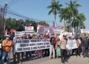 Merasa Terdampak Debu Batu Bara, Warga Pesisir Selatan Unras Minta Stockpile Ditutup