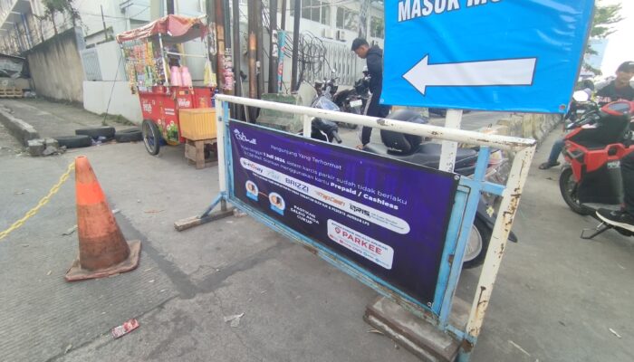 Parkir tak Lagi Karcis, CSB : Mudah kok, Pakai Kartu e-Money atau Aplikasi