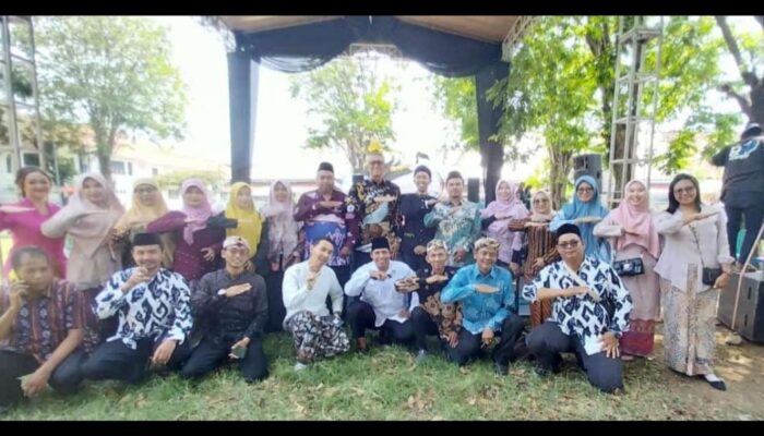 Dibalut Pagelaran Seni Budaya, Kemenag Kota Cirebon Luncurkan Kampung Moderasi Beragama