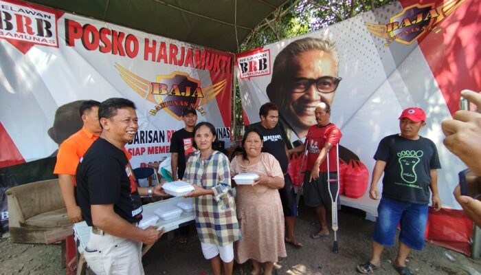 Jumat Berkah ala BRB, Paket Makan Siang untuk Warga Sekitar Posko