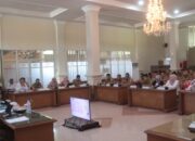 Pj Bupati Cirebon Bahas Tarkam hingga Penanganan Stunting saat Rapim