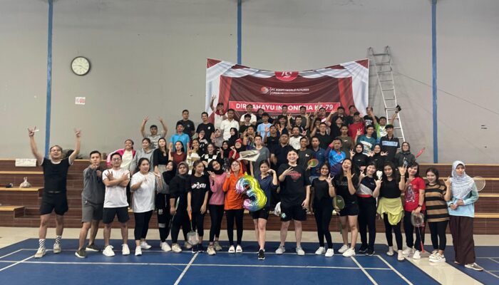 Meriahkan HUT ke-79 RI, Keluarga Besar EWF Cirebon Gelar Lomba Bulutangkis