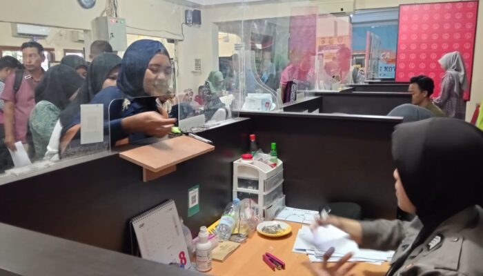 Pelayanan SKCK Polres Ciko Kebanjiran Pemohon yang Ingin Daftar CPNS