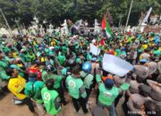 Ratusan Ojol Geruduk Gedung DPRD Kota Cirebon, Aspirasi ini yang Disuarakan