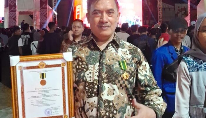 Terima Penghargaan, Kospin SMS Apresiasi Dinkop dan UMKM Kabupaten Cirebon