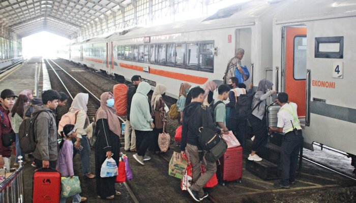 Hingga September, Penumpang KA di Daop 3 Cirebon Capai 1,4 juta Orang